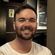 House Sitter - Robbie