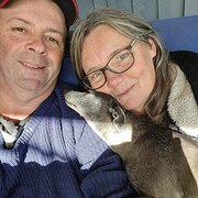 House Sitter - Couple with small dog 