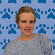 House Sitter - Caring, Respectful & Clean Female Sitter