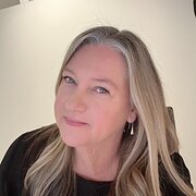 House Sitter - Experienced house sitter & pet lover