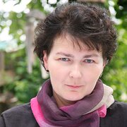 House Sitter - Kind Hearts