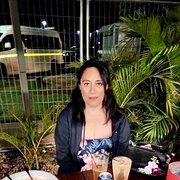 House Sitter - Maddy