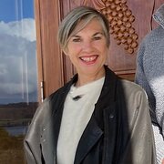 House Sitter - Heloise - reliable, compassionate