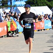 House Sitter - Donny 