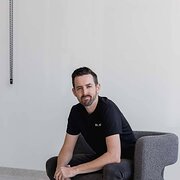 House Sitter - Single Professional