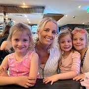 House Sitter - Professional Mum - Home & Pet Minder