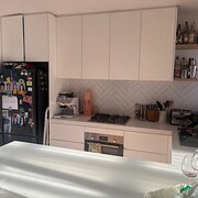 Home Owner wanting sitter in , Victoria