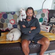 House Sitter - Robert D caring responsible retiree