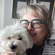 House Sitter - Cuddle and care for all pets