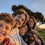 House Sitter - Reliable Pet Lovers