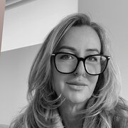 House Sitter - Daley