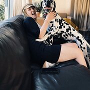 House Sitter - Maddie - kiwi traveller and animal lover