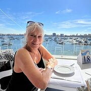 House Sitter - Caring for pets and homes with respect 