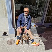 House Sitter - Father, Engineer and ret. Entrepreneur