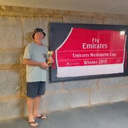 House Sitter - Pete Drew