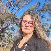 House Sitter - Experience sitter and Dog Groomer 