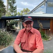 House Sitter - Single Retired Chef