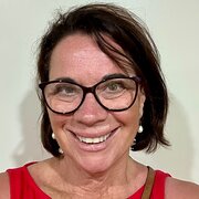 House Sitter - Nan & Pop