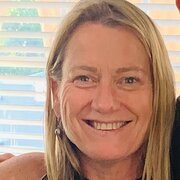 House Sitter - Karen