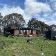 Home Owner wanting sitter in Melbourne, Victoria