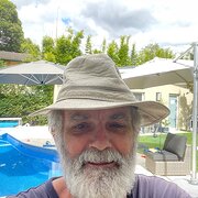 House Sitter - Gardening nature lover