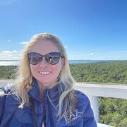 House Sitter - Loving Pet & Home Guardian 