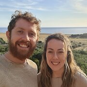 House Sitter - A couple of animal-lovers