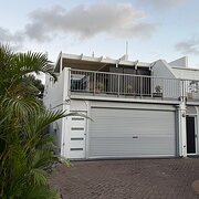 Home Owner wanting sitter in Brisbane, Queensland