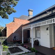 Home Owner wanting sitter in Melbourne, Victoria