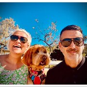 House Sitter - Adventurous pet lovers !