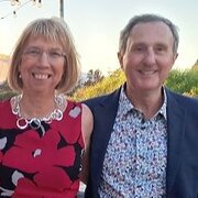 House Sitter - The English Sitters.