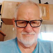 House Sitter - Tim and Trish 