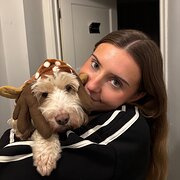 House Sitter - Honor Scanlon