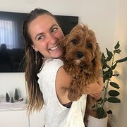 House Sitter - Tayla