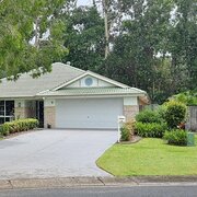 Home Owner wanting sitter in , Queensland