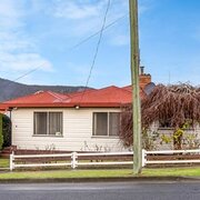 Home Owner wanting sitter in Hobart, Tasmania