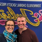 House Sitter - Professional couple with Empty Nest