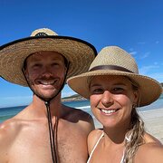 House Sitter - Experienced 5-Star House Sitters