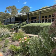 Home Owner wanting sitter in Melbourne, Victoria