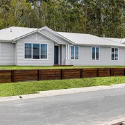 Home Owner wanting sitter in Alexander headland , Queensland