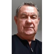 House Sitter - Travelling and caring for locals.