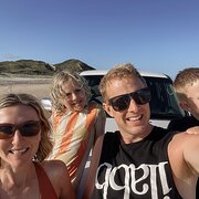 House Sitter - Kiwi Family Lapping Aus