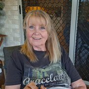 House Sitter - Kristina