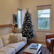 Home Owner wanting sitter in , Victoria