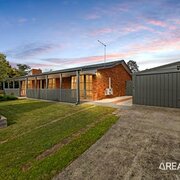 Home Owner wanting sitter in , Victoria