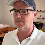 House Sitter - Reliable and Trustworthy Sitter