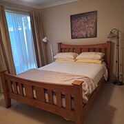 Home Owner wanting sitter in Perth, Western Australia