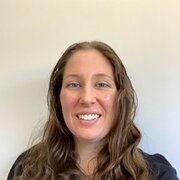 House Sitter - Quiet, clean, kind, and mature.