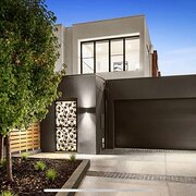 Home Owner wanting sitter in , Victoria