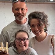 House Sitter - Terrific Trio! 🧑🧑🧒